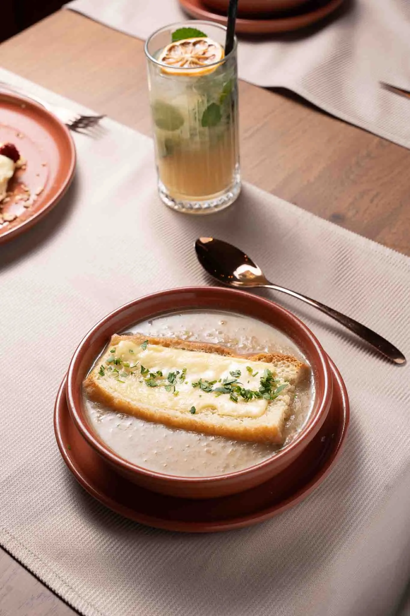 Supă franțuzească de ceapă